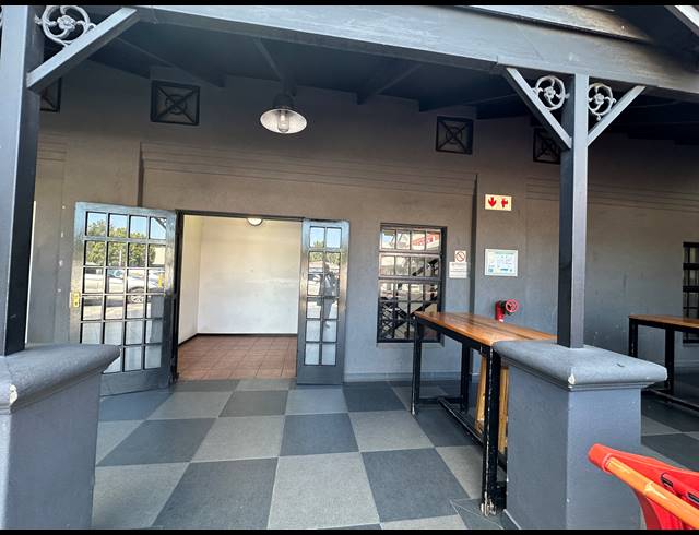 90M² OFFICE TO LET IN PARKMORE
